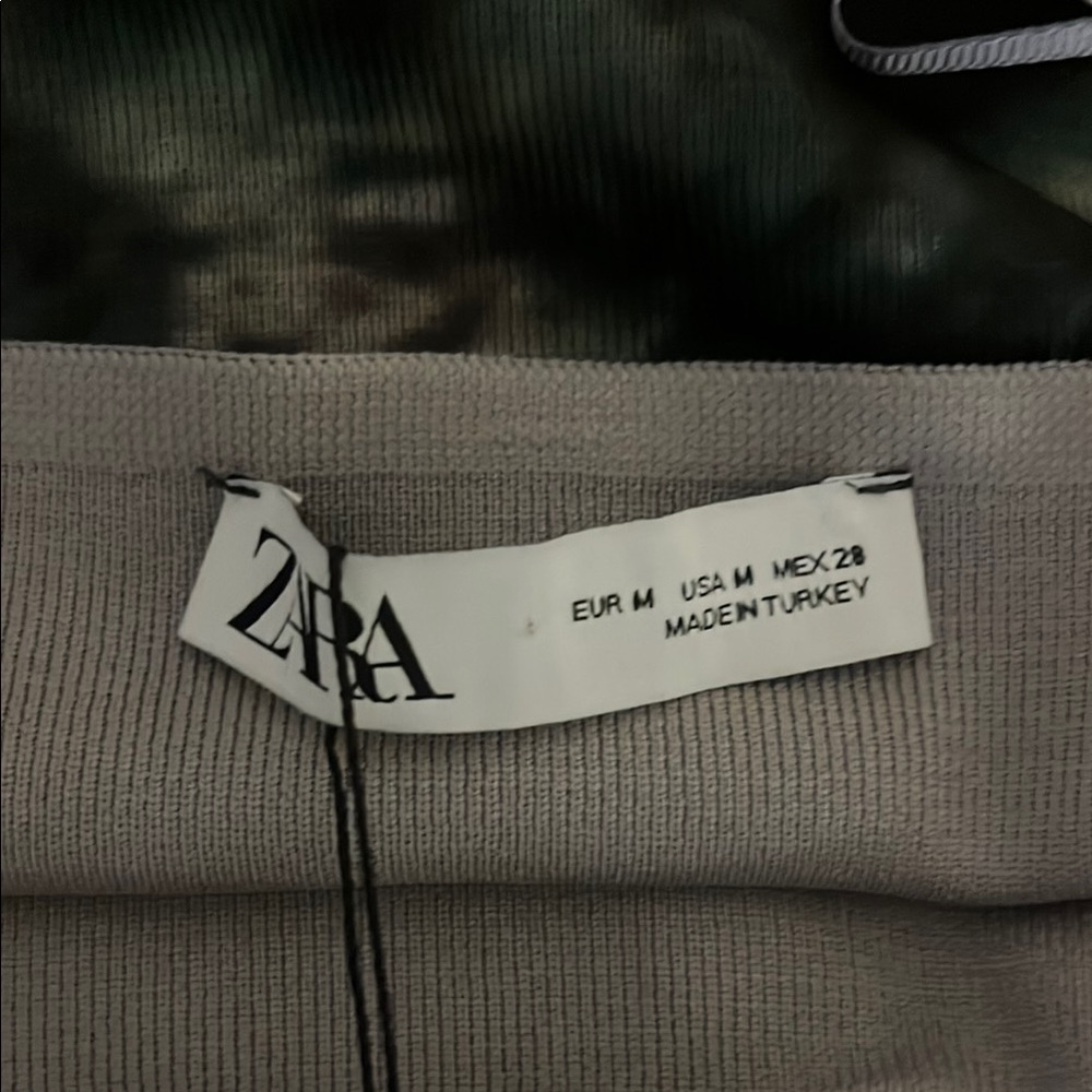 NWT Zara bodycon dress - Picture 2 of 3